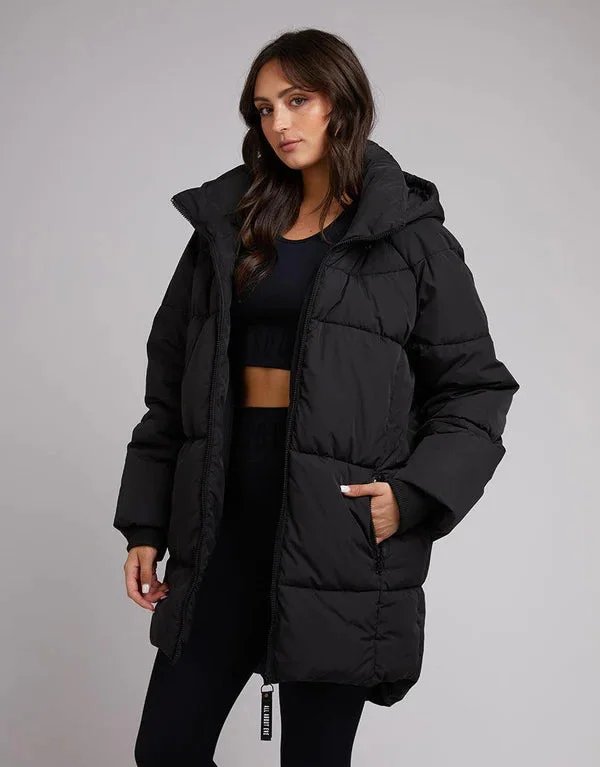 ALL ABOUT EVE REMI LUXE MIDI PUFFER BLACK