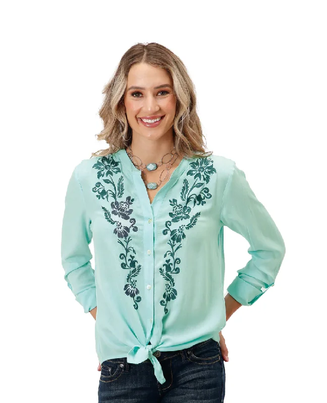 03-050-0565-7092 Roper Women's Studio West Collection LS Blouse