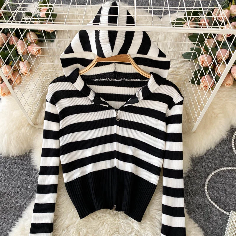 Simple striped long-sleeved hooded sweater short top  254