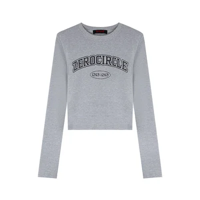 ZEROCIRCLE Graphic Letter Print Long Sleeve Cropped Top